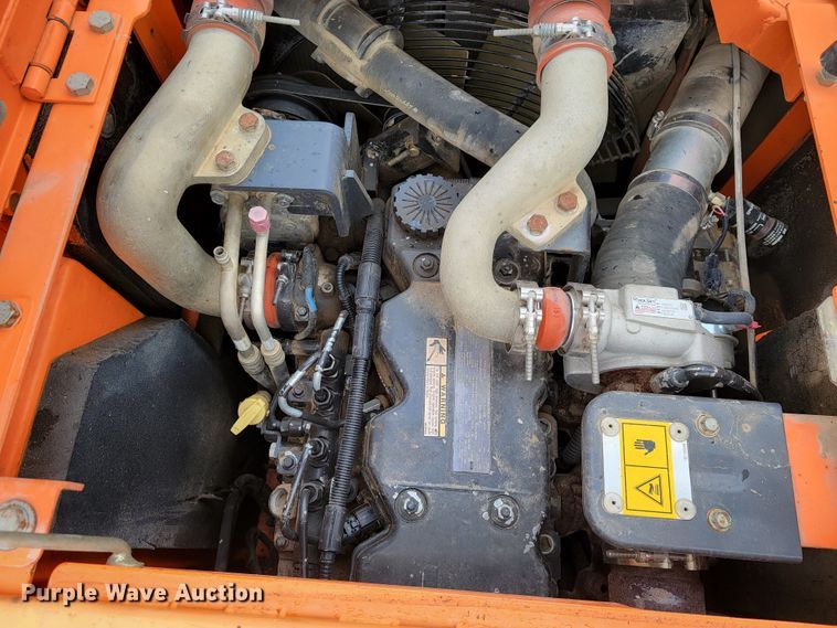 image for item JL9699 2010 Doosan DX140LCR  excavator