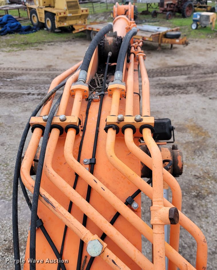 image for item JL9699 2010 Doosan DX140LCR  excavator