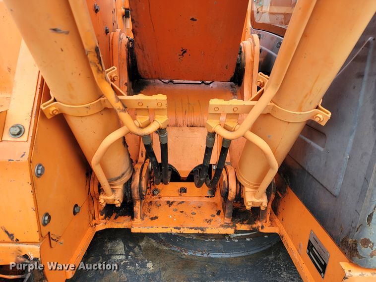 image for item JL9699 2010 Doosan DX140LCR  excavator