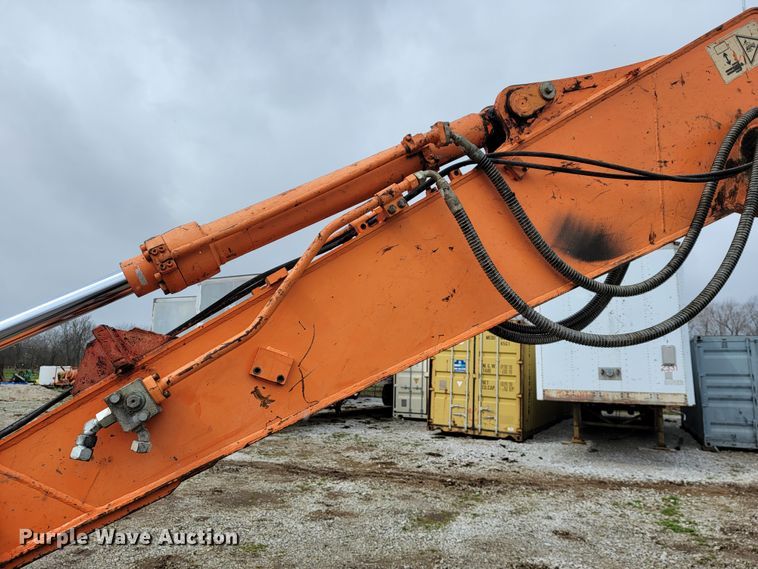 image for item JL9699 2010 Doosan DX140LCR  excavator