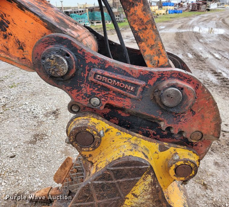 image for item JL9699 2010 Doosan DX140LCR  excavator