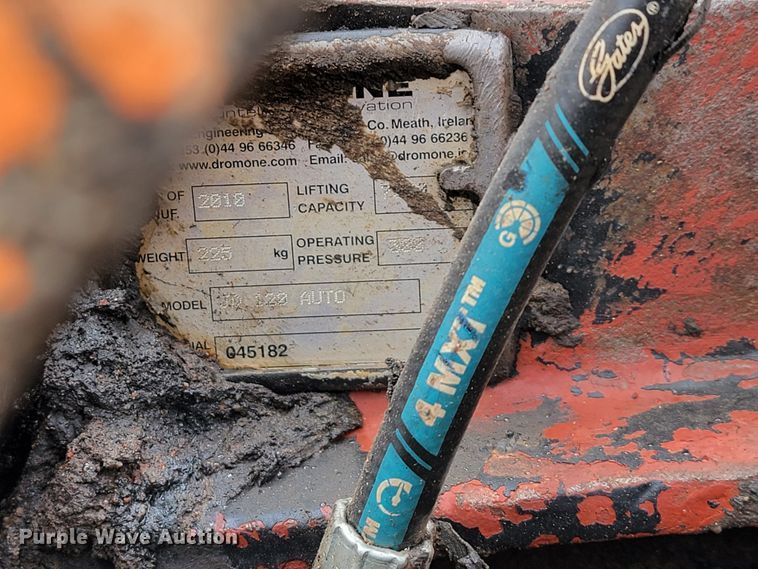 image for item JL9699 2010 Doosan DX140LCR  excavator