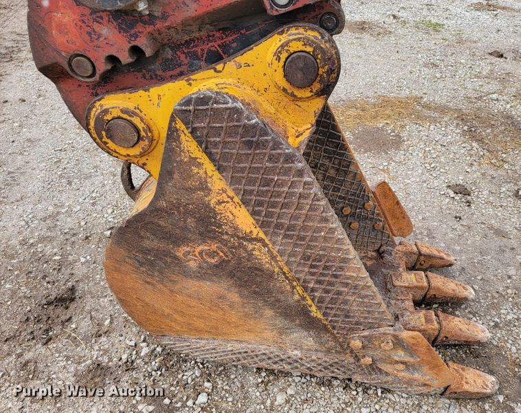 image for item JL9699 2010 Doosan DX140LCR  excavator