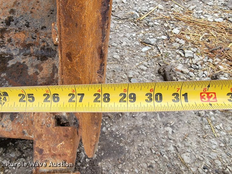 image for item JL9699 2010 Doosan DX140LCR  excavator