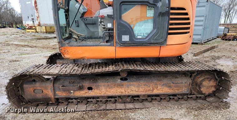 image for item JL9699 2010 Doosan DX140LCR  excavator