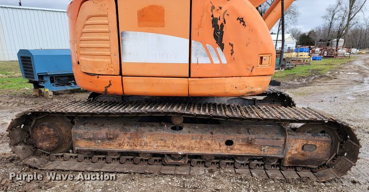 image for item JL9699 2010 Doosan DX140LCR  excavator