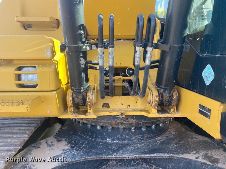 image for item JN9264 2011 Caterpillar 320DL  excavator