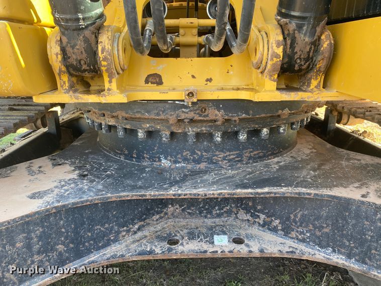 image for item JN9264 2011 Caterpillar 320DL  excavator