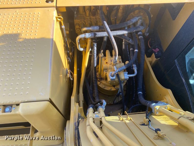 image for item JN9264 2011 Caterpillar 320DL  excavator