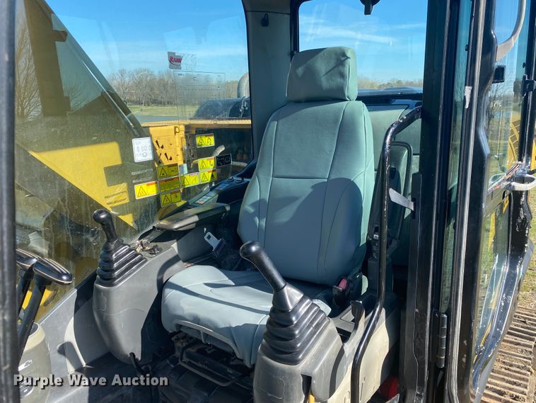 image for item JN9264 2011 Caterpillar 320DL  excavator