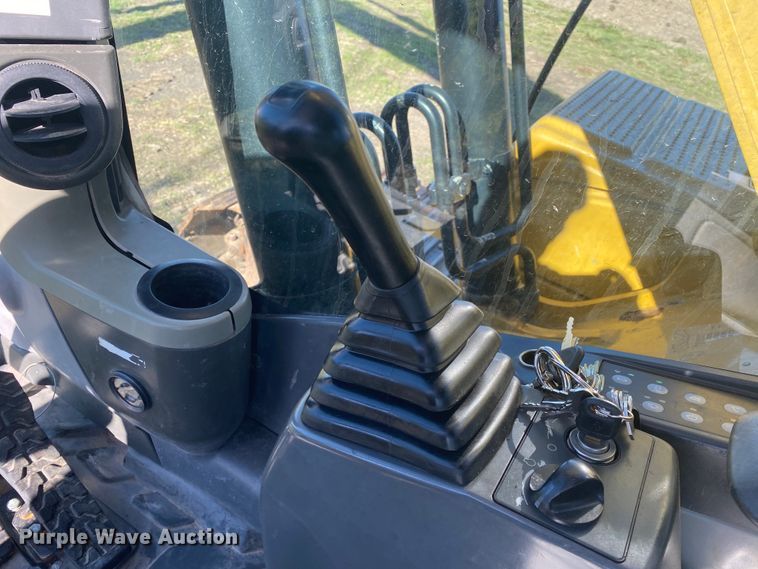 image for item JN9264 2011 Caterpillar 320DL  excavator