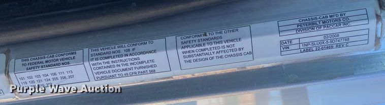 image for item JN9266 2009 Peterbilt 365  flatbed truck