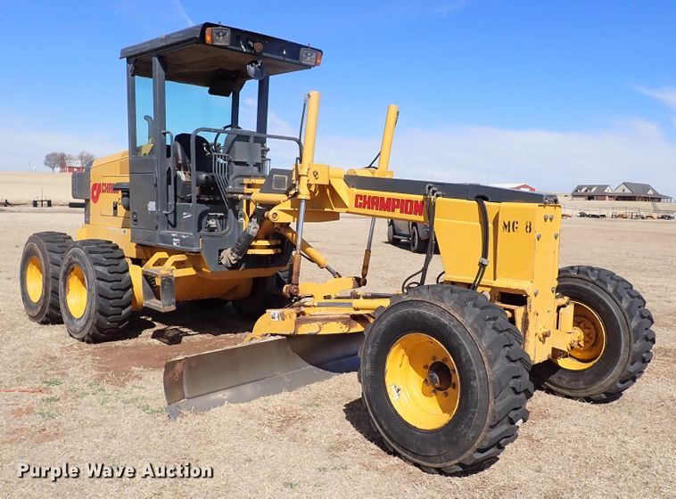 image for item JO9583 2004 Champion C80B  motor grader