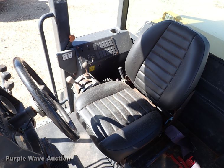 image for item JO9583 2004 Champion C80B  motor grader