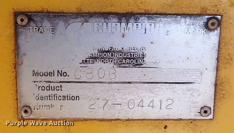 image for item JO9583 2004 Champion C80B  motor grader