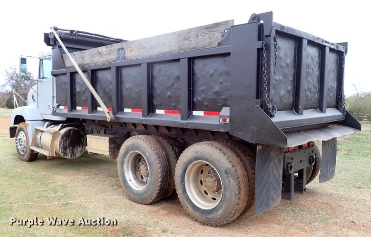 image for item JO9594 1997 Freightliner FLD112  dump truck