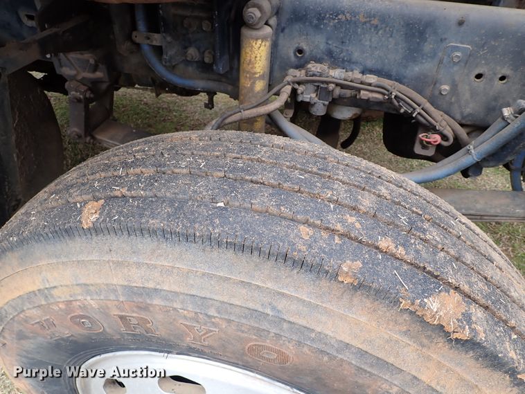image for item JO9594 1997 Freightliner FLD112  dump truck
