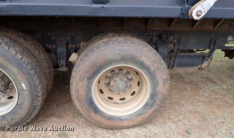 image for item JO9594 1997 Freightliner FLD112  dump truck