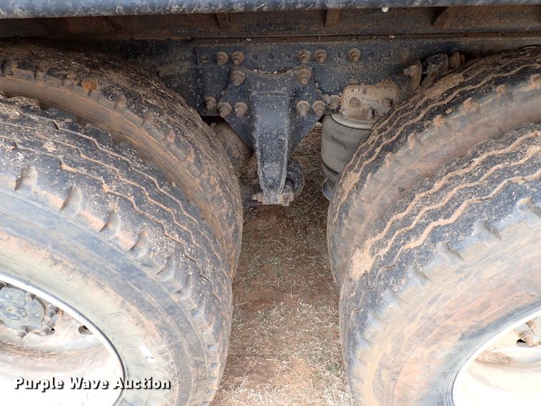 image for item JO9594 1997 Freightliner FLD112  dump truck
