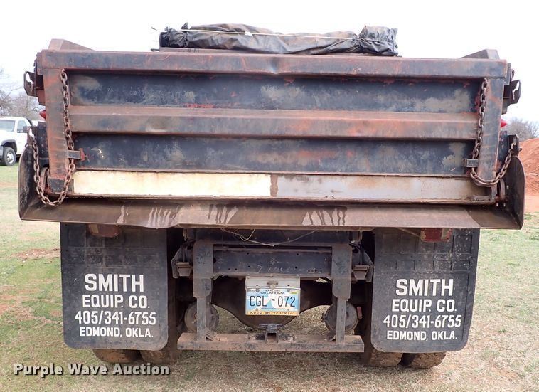 image for item JO9596 1981 GMC C70  dump truck