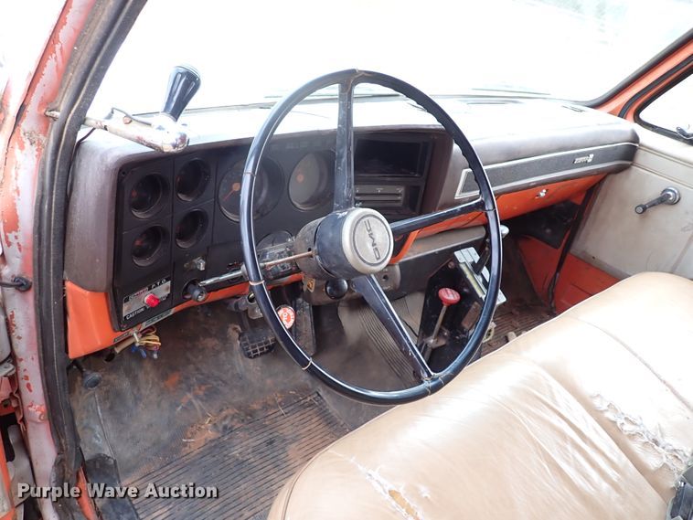 image for item JO9596 1981 GMC C70  dump truck