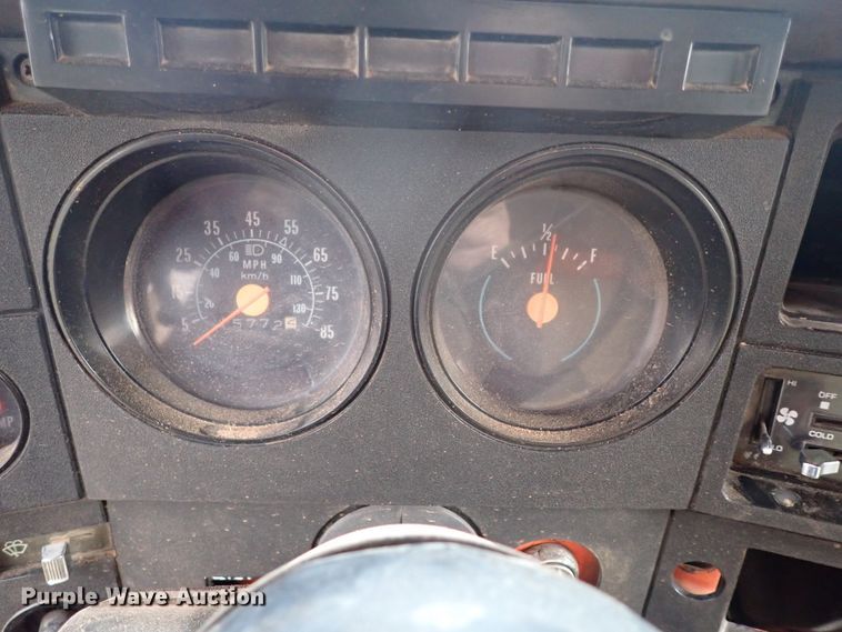 image for item JO9596 1981 GMC C70  dump truck