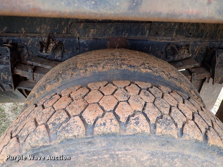 image for item JO9596 1981 GMC C70  dump truck