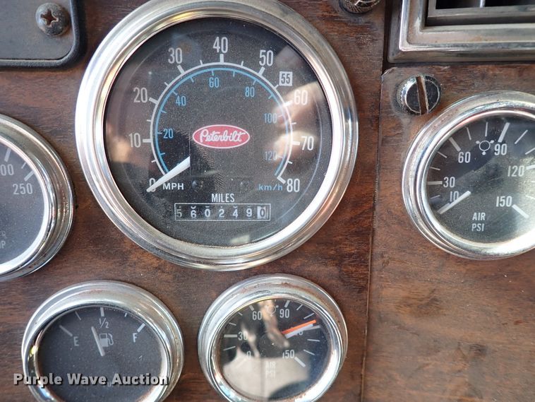 image for item JO9739 1994 Peterbilt 379  dump truck