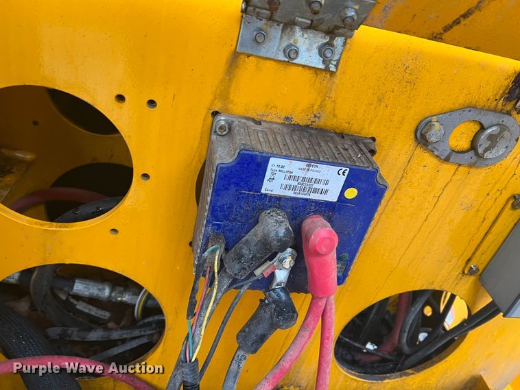 image for item JQ9049 2019 Haulotte 5533A  boom lift