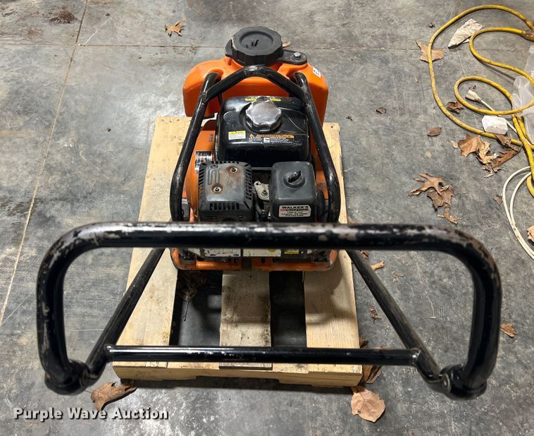 image for item JQ9050 Mikasa MVC-88VGHW  plate compactor