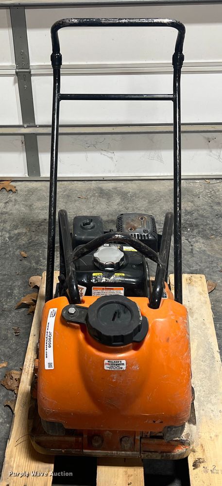 image for item JQ9050 Mikasa MVC-88VGHW  plate compactor