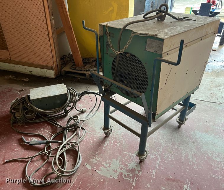 image for item JQ9053 Linde VI-252  welder