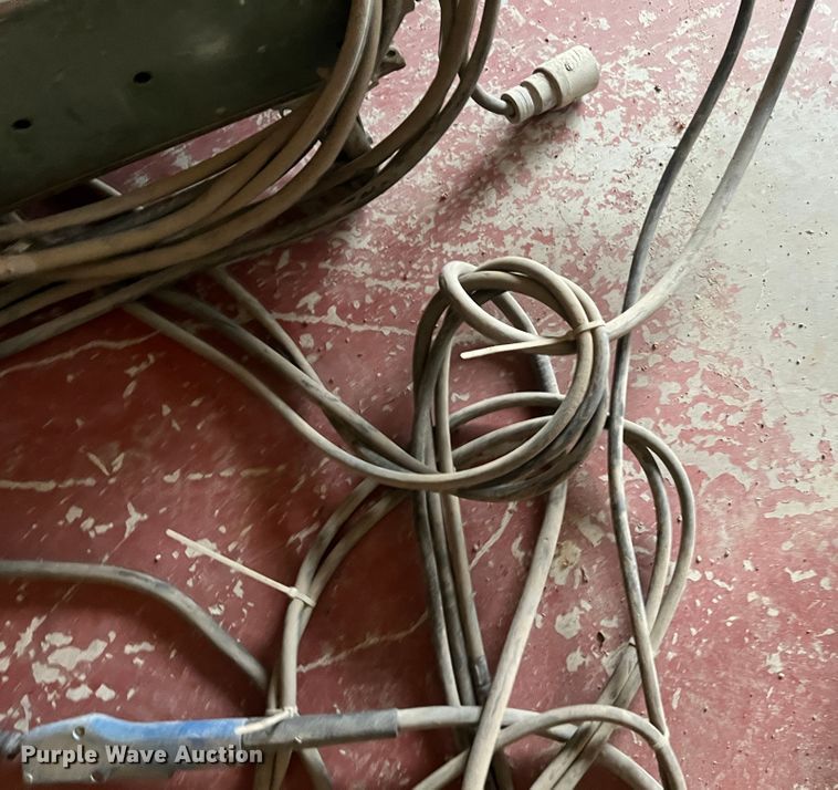 image for item JQ9053 Linde VI-252  welder