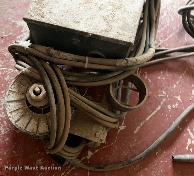 image for item JQ9053 Linde VI-252  welder