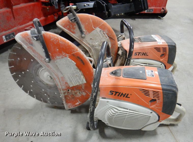 image for item JS9074 (3) Stihl saws