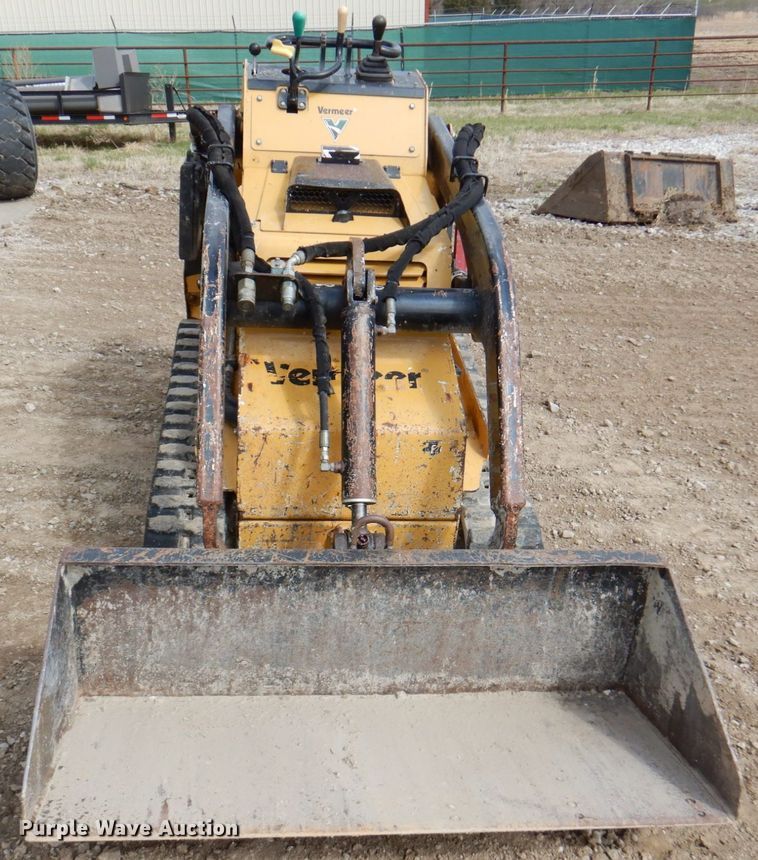 image for item JS9107 2014 Vermeer S450TX  compact utility loader