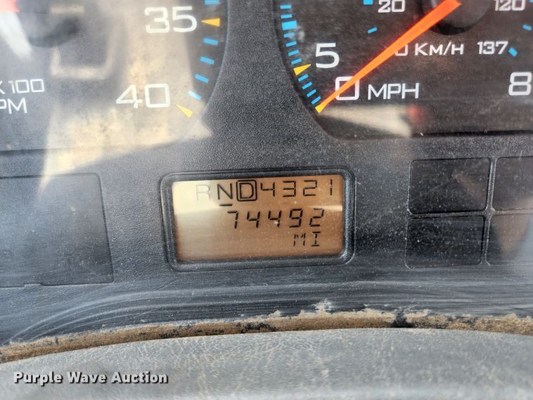 image for item KE9881 2005 International 7400  dump truck