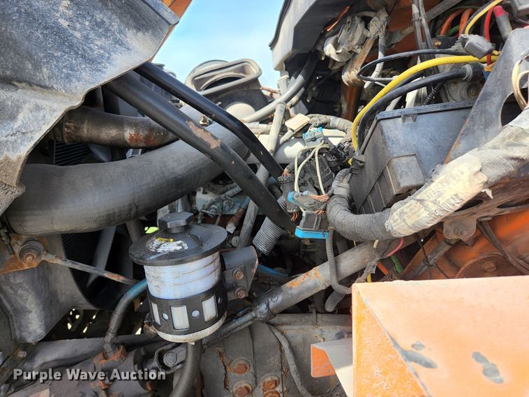 image for item KE9883 2005 International 7400  dump truck