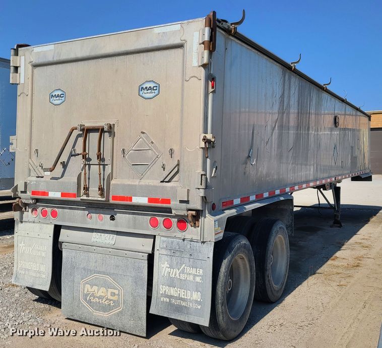 image for item KG9634 2013 MAC  end dump trailer