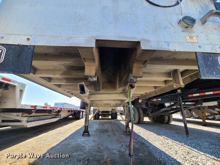 image for item KG9634 2013 MAC  end dump trailer