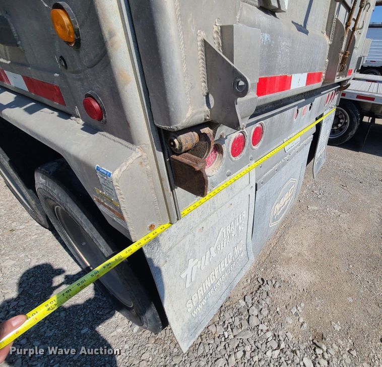 image for item KG9634 2013 MAC  end dump trailer