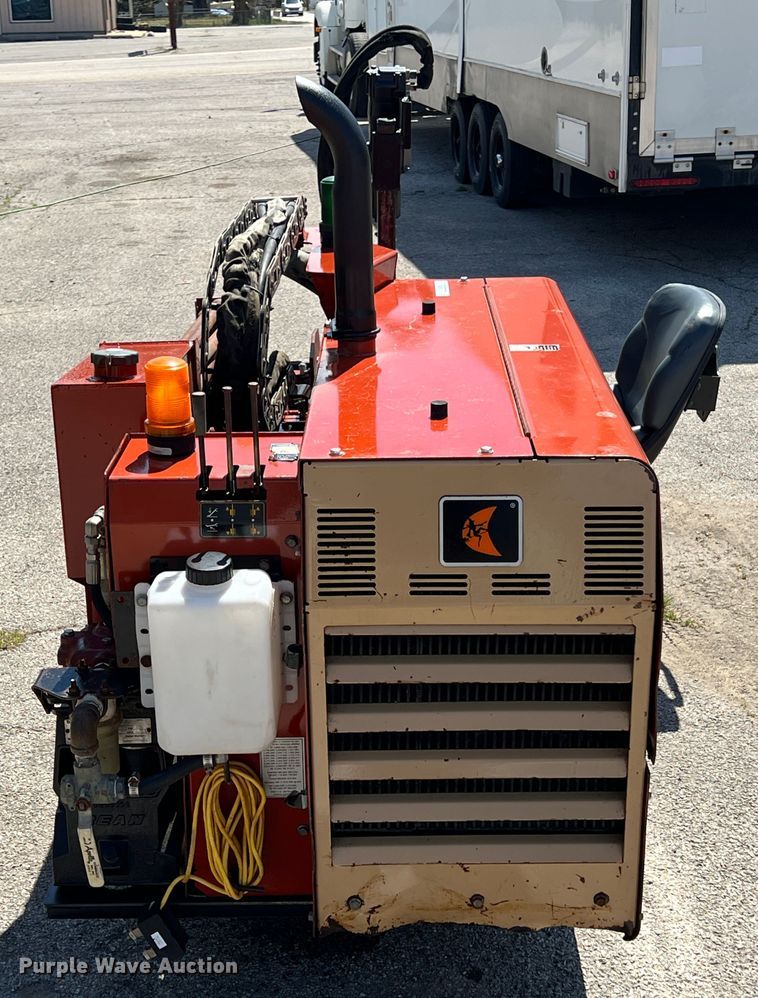 image for item KG9898 Ditch Witch JT520 directional boring unit