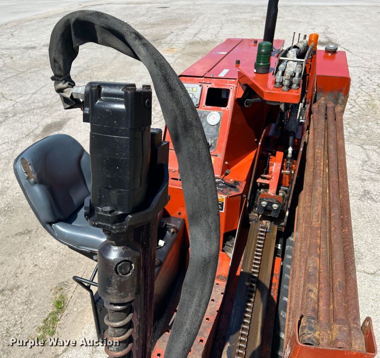 image for item KG9898 Ditch Witch JT520 directional boring unit