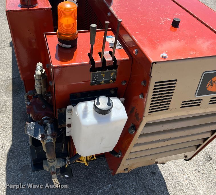 image for item KG9898 Ditch Witch JT520 directional boring unit