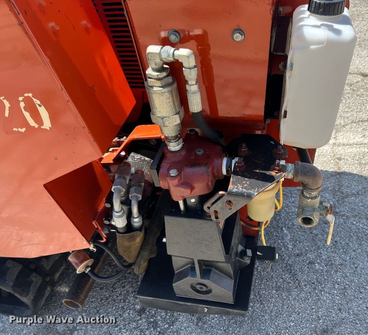 image for item KG9898 Ditch Witch JT520 directional boring unit