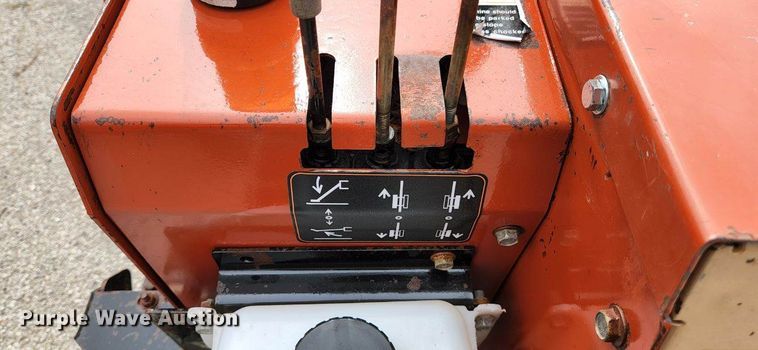 image for item KG9898 Ditch Witch JT520 directional boring unit