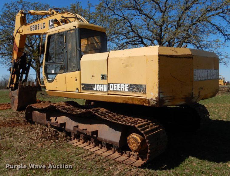 image for item KP9208 1996 John Deere 690E LC  excavator