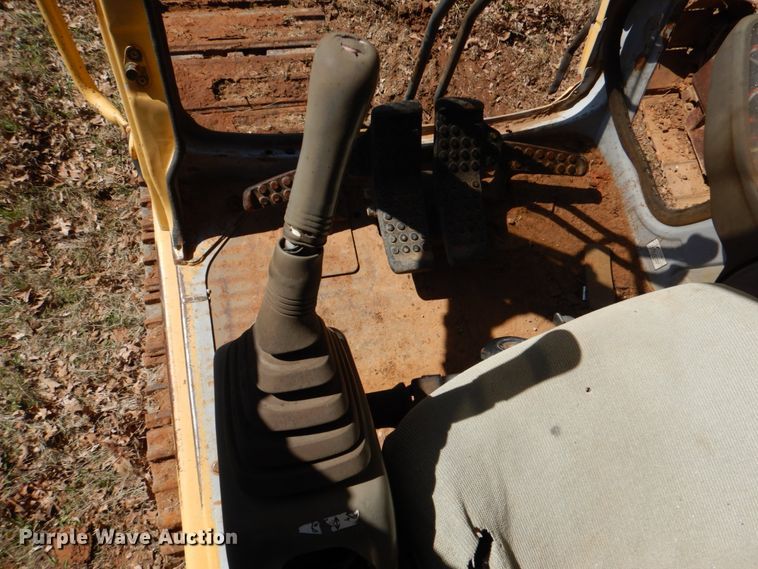 image for item KP9208 1996 John Deere 690E LC  excavator