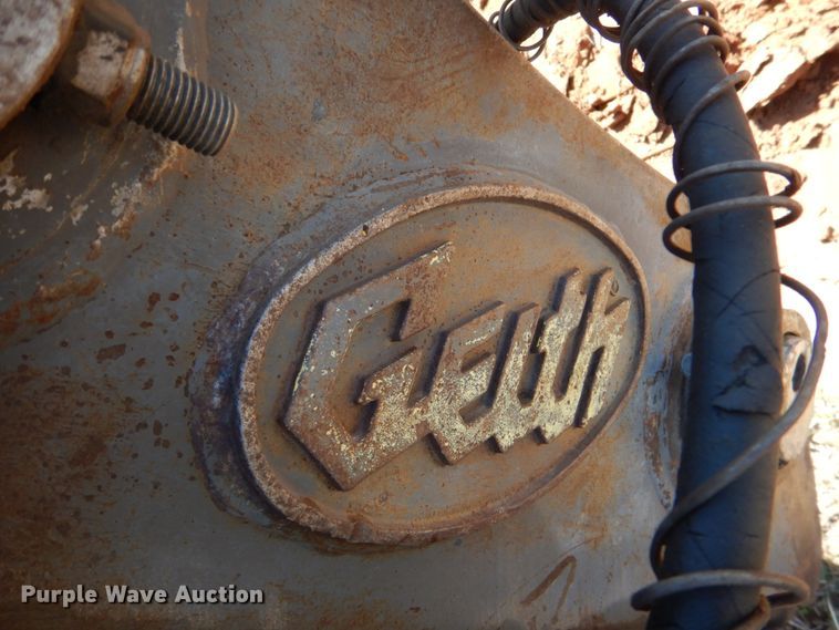 image for item KP9208 1996 John Deere 690E LC  excavator