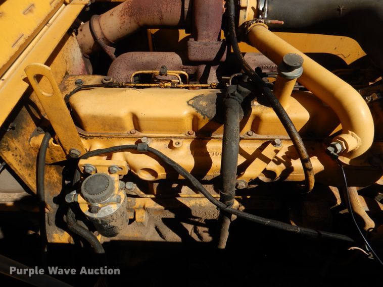 image for item KP9208 1996 John Deere 690E LC  excavator